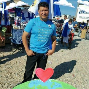 Meet your Posher, Manuel